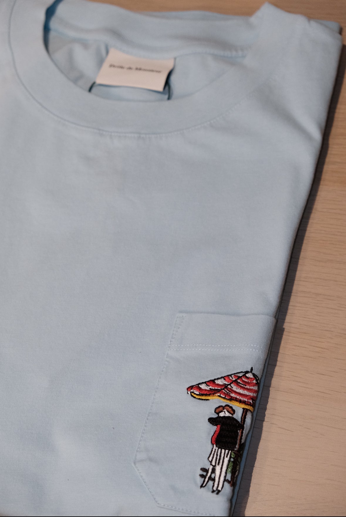 Parasol Tee